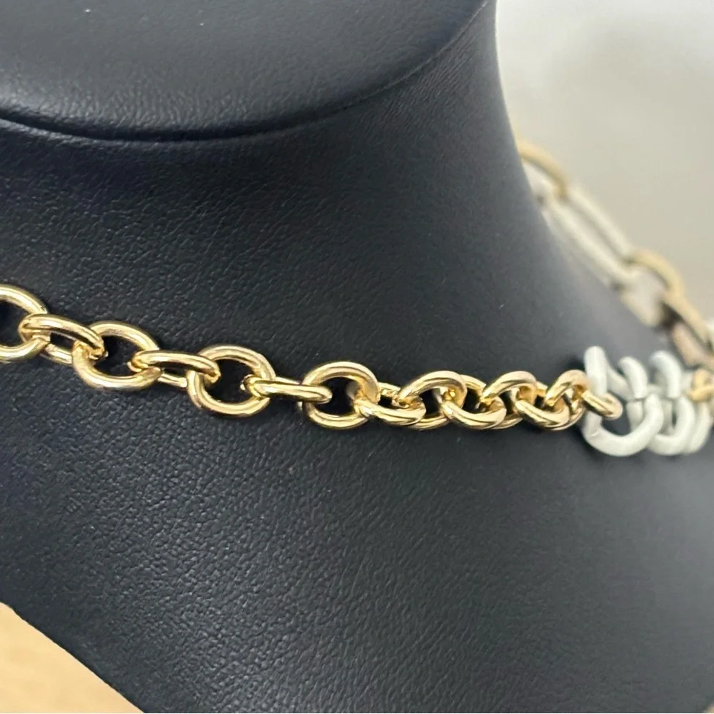 Gold and White Chain Statement Necklace - Picture 4 of 7